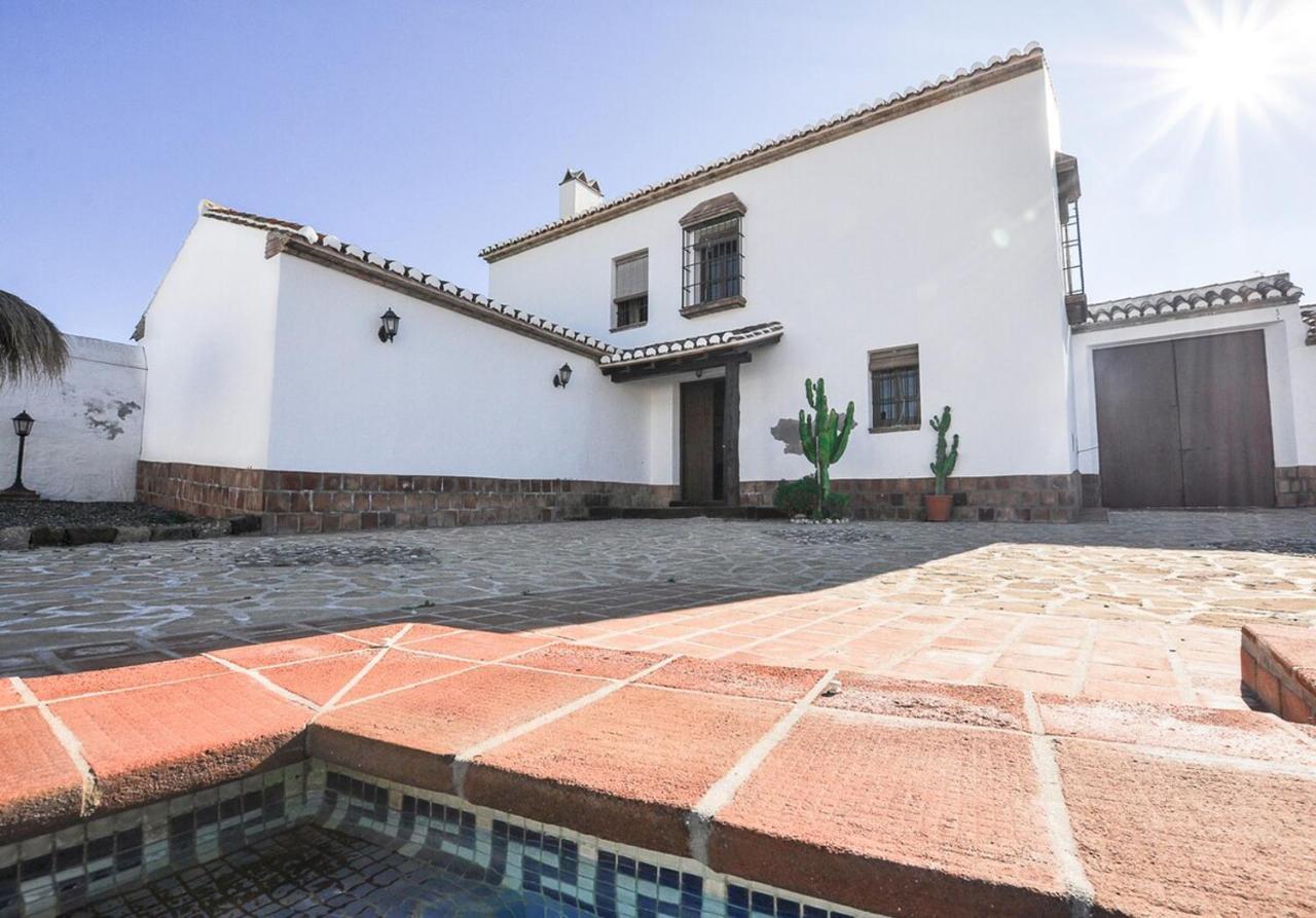 Cortijo Las Caballerias Алора Екстер'єр фото